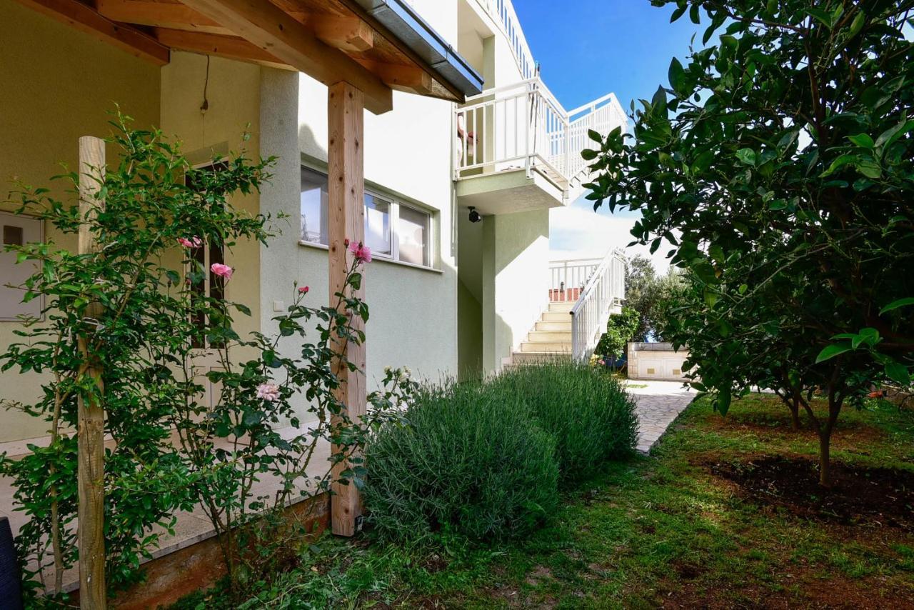 Holiday Apartments Zora Orebić Extérieur photo